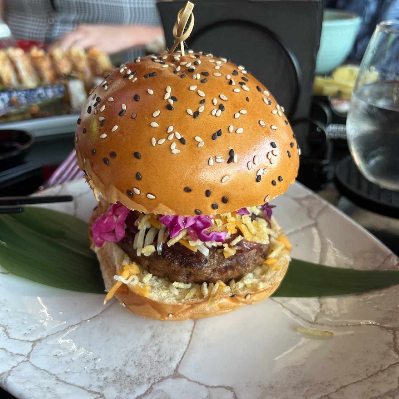 Platos Principales - Hamburguesa Miss Cho