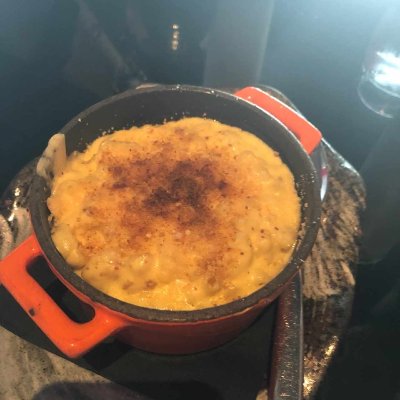 MAC AND CHEESE CON CAMARONES