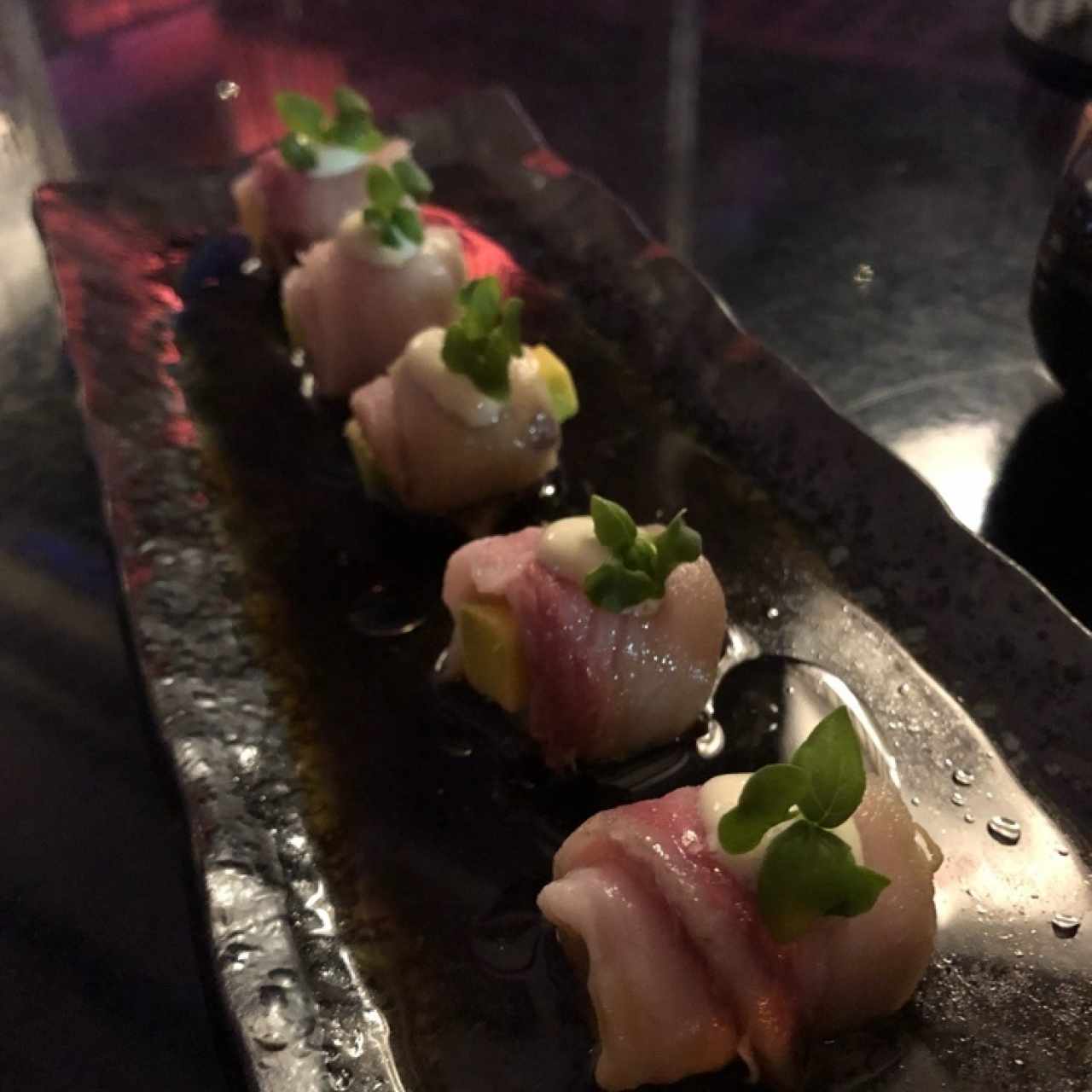 CRUDO HAMACHI