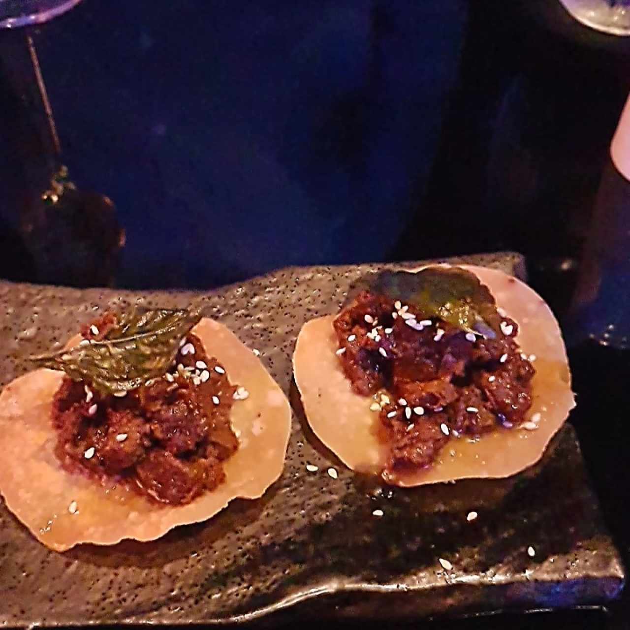 TOSTADAS DE BIFE VIETNAMITA