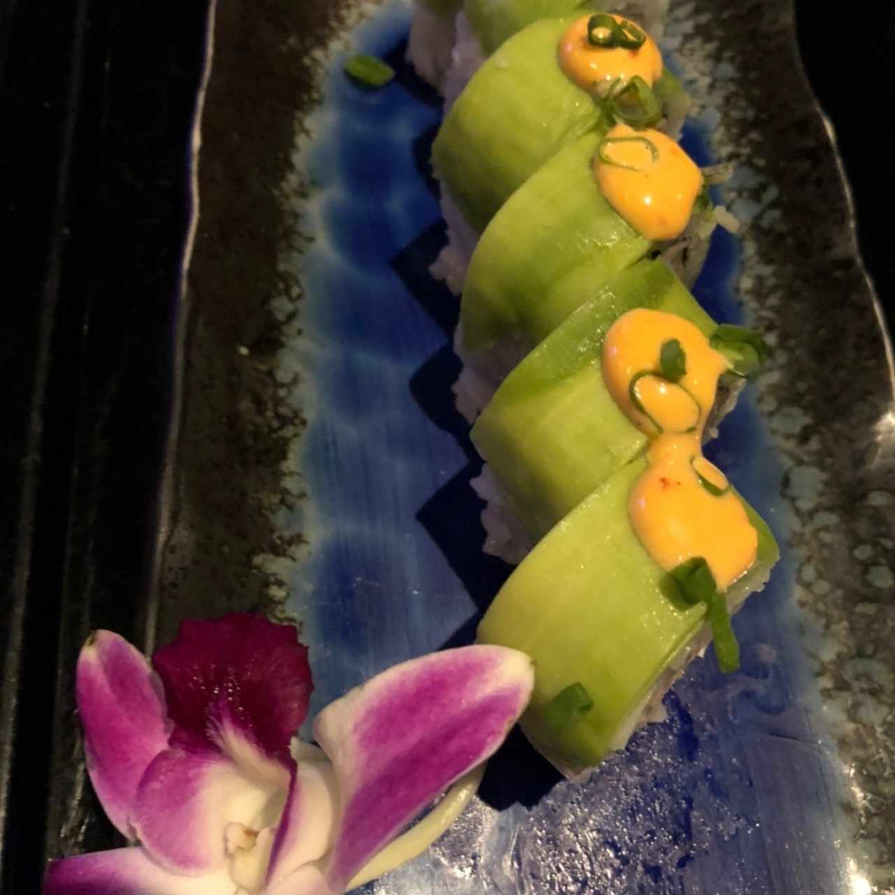 DRAGON ROLL