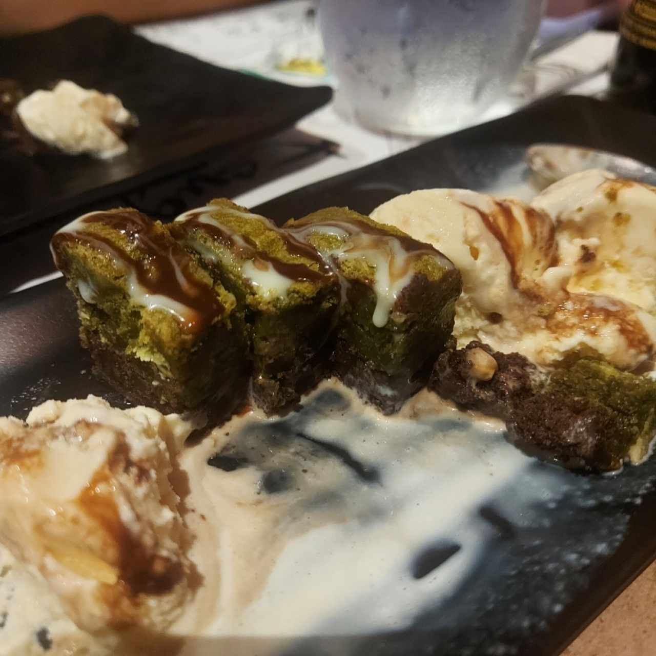 brownie con Helado