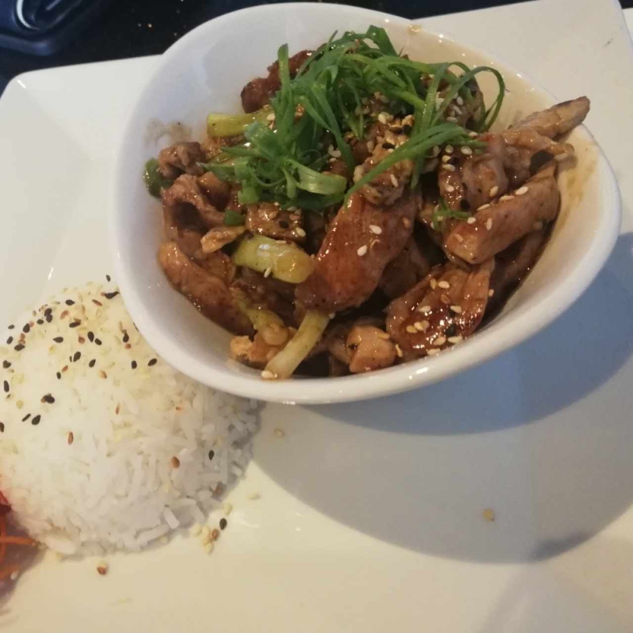 Thai - Nasu de cerdo