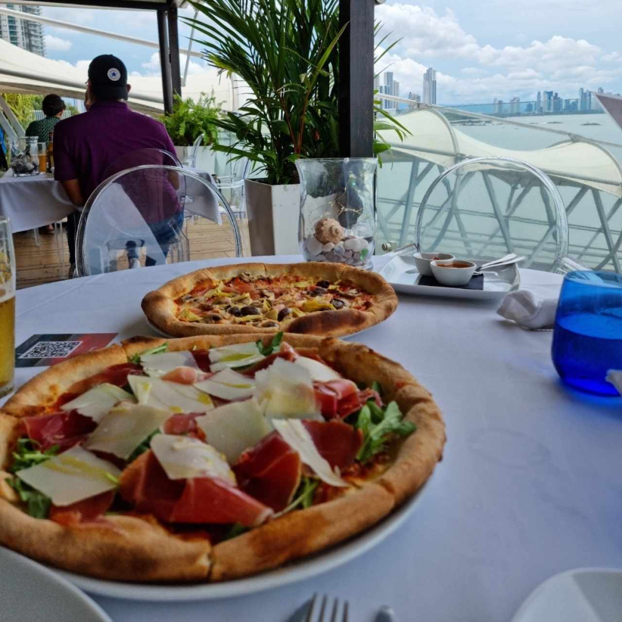 Pizza - Tricolore y Pizza Cappriciosa