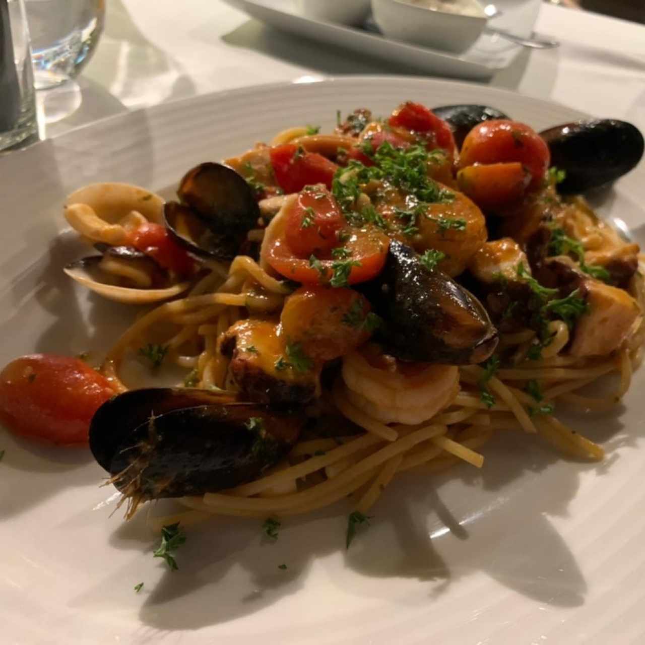 Primi Piatti - Spaghetti Allo Scoglio