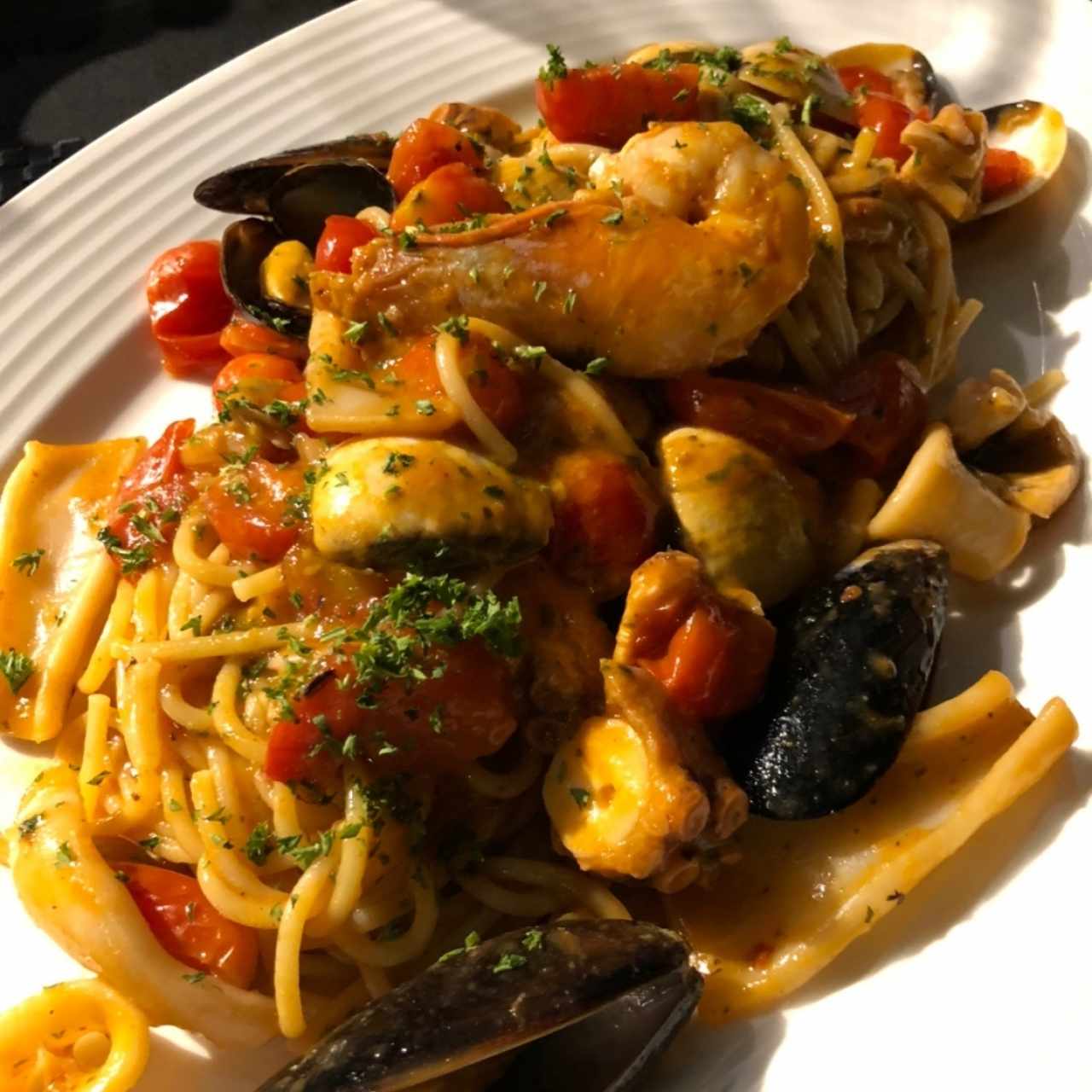 Spaguetti Allo Scoglio