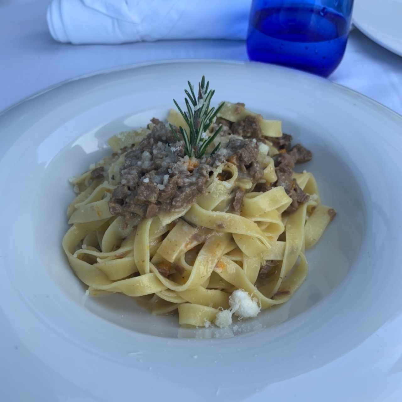 Fettucine Al Ragu Bianco Battuto A Coltello