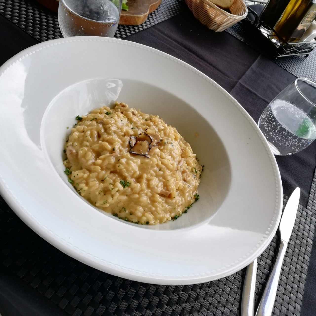 Risotto en mantequilla de Trufas y hongos