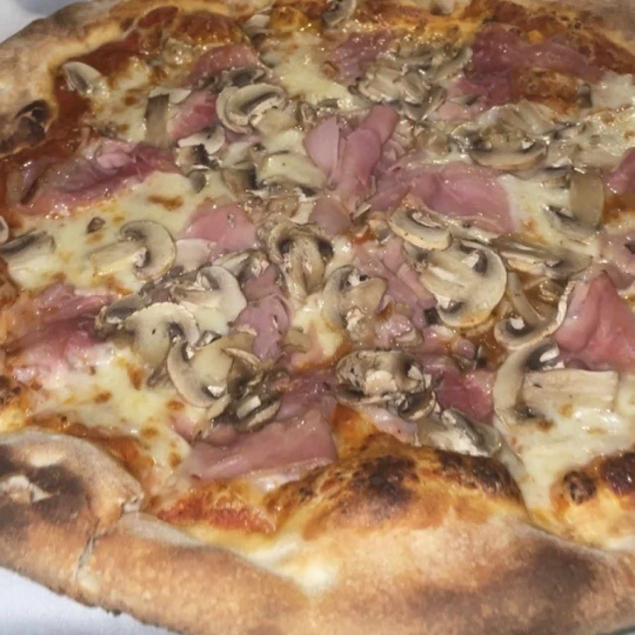 Pizza de jamón