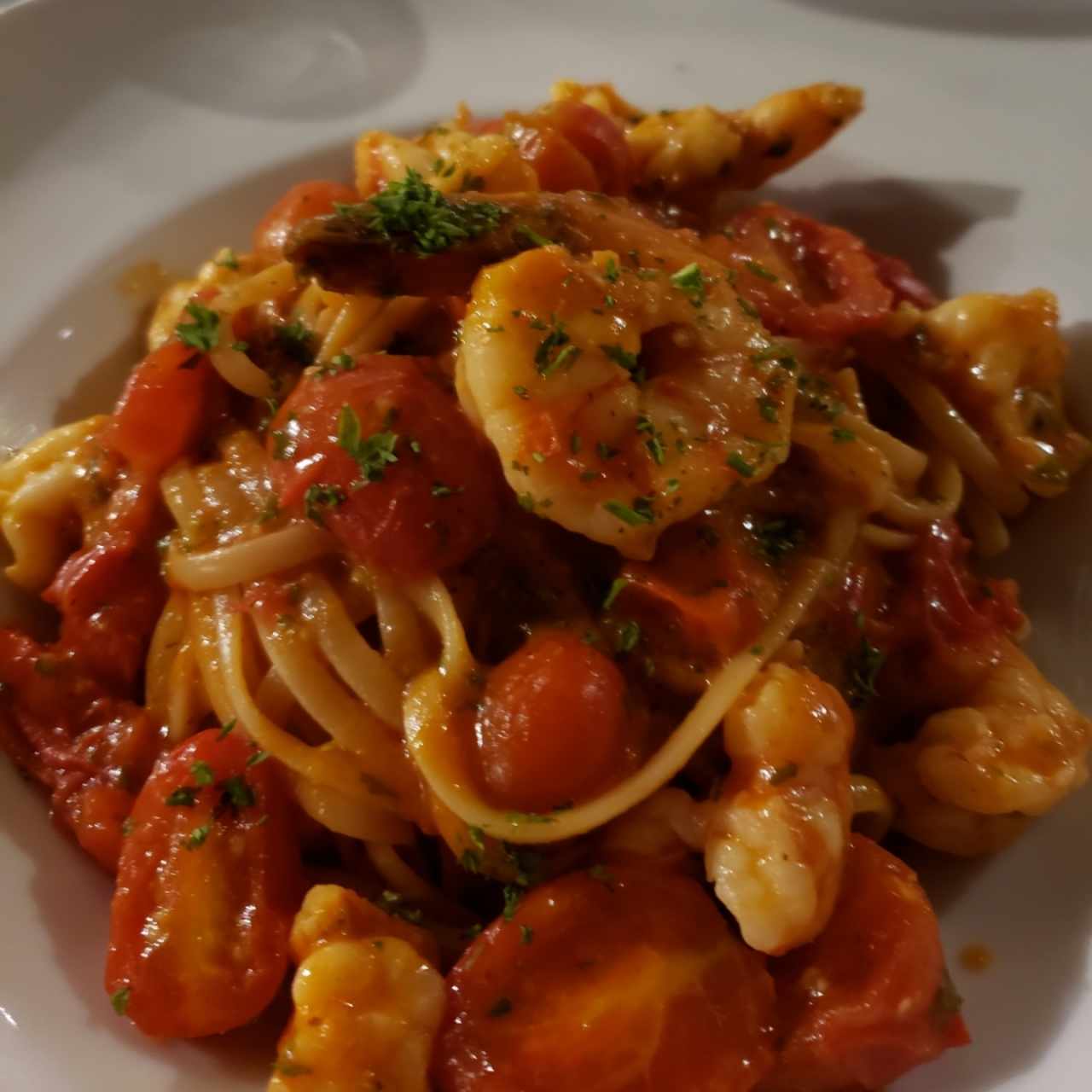 Linguini con langostinos