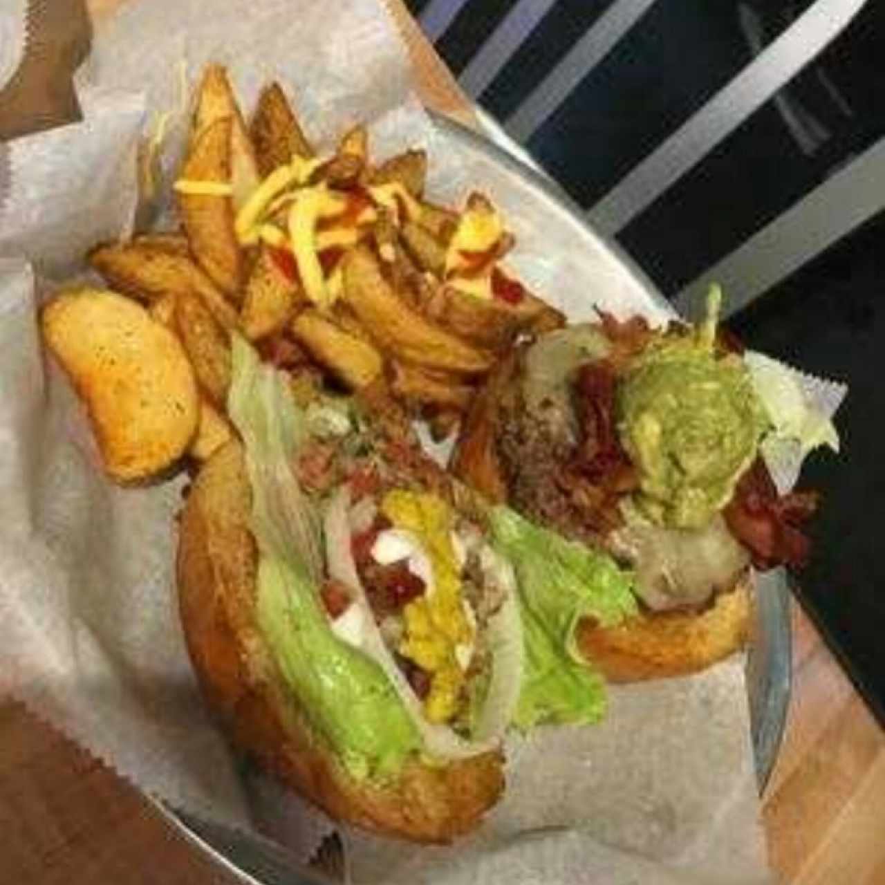 Hamburguesa con Guacamole