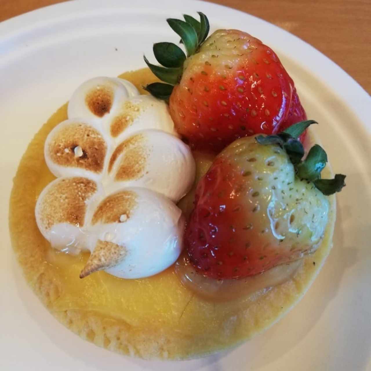 Tarta de limon y fresa 