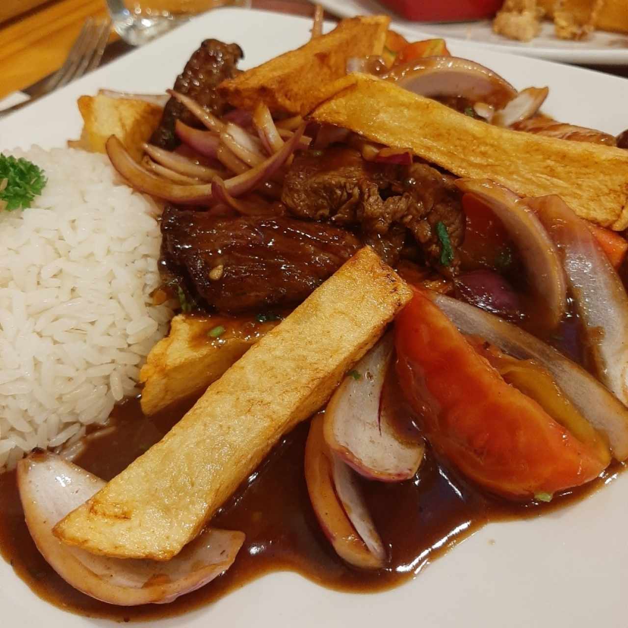 lomo saltado