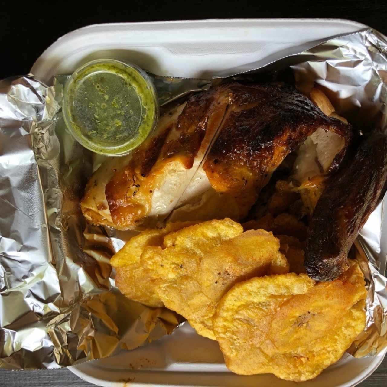 1/4 pollo con patacones