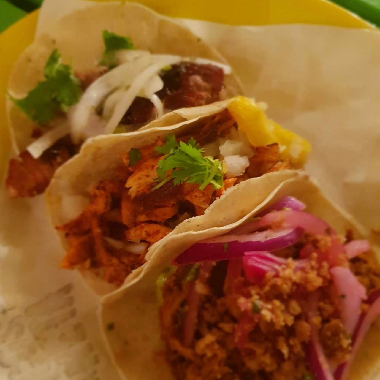 tacos de panza, pastor y cochinita