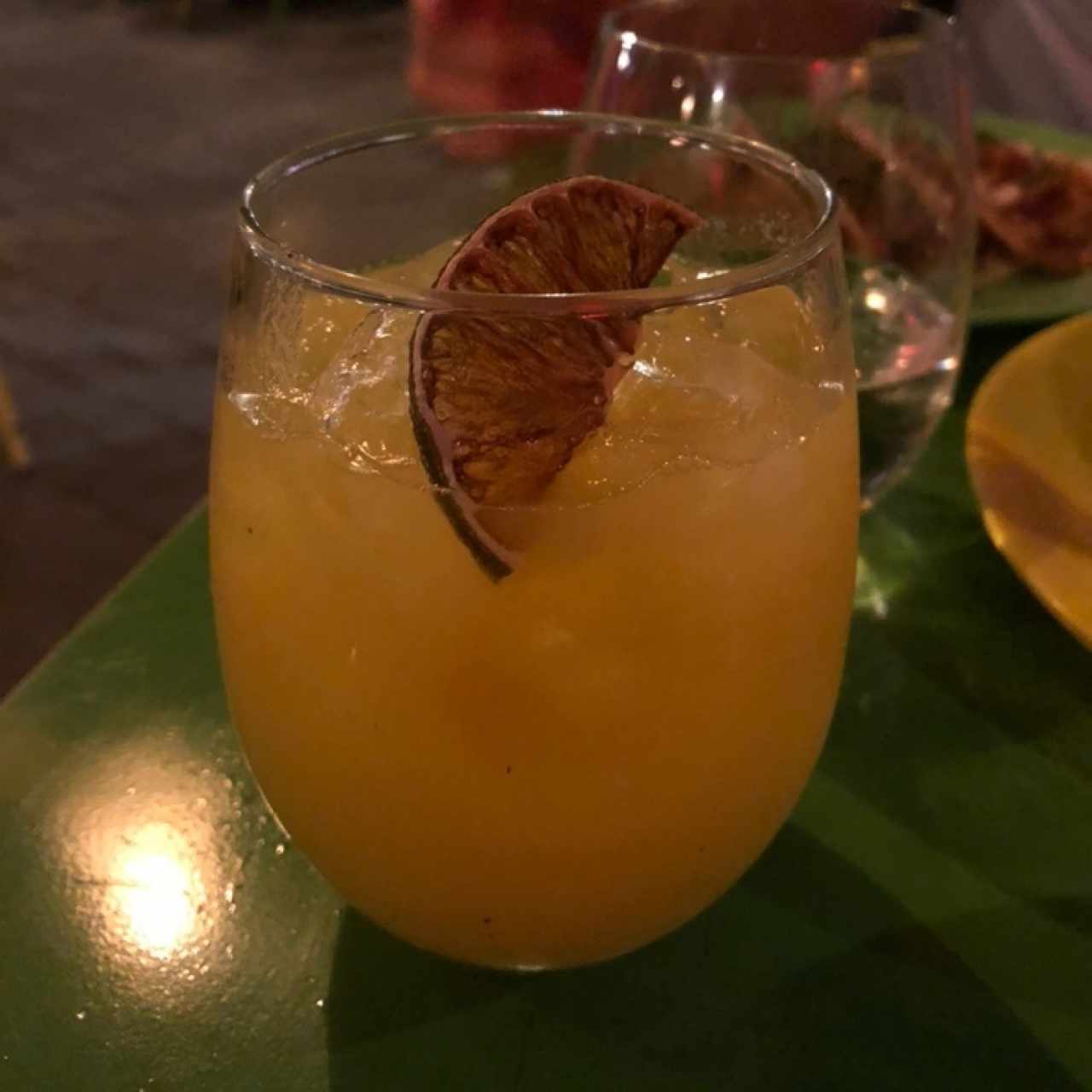 Jugo de maracuya y piña