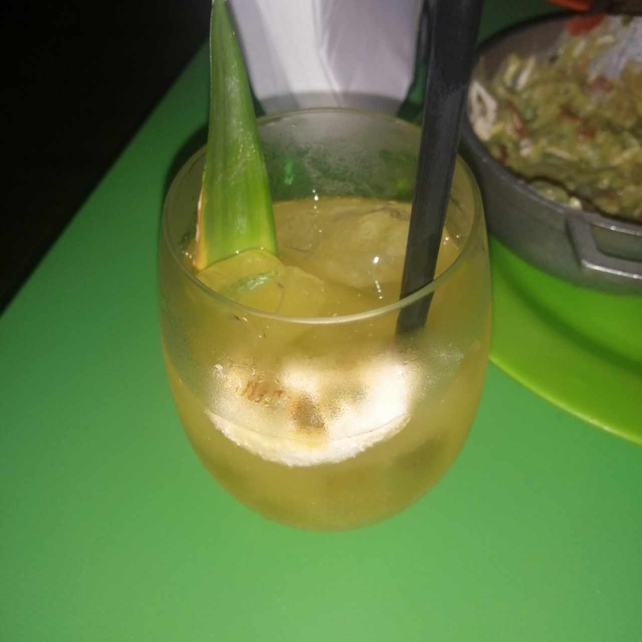 Jugo piña maracuya