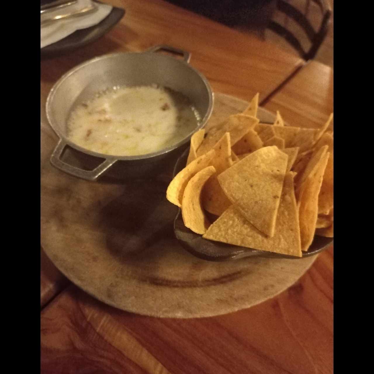 ENTRADAS - Queso Fundido