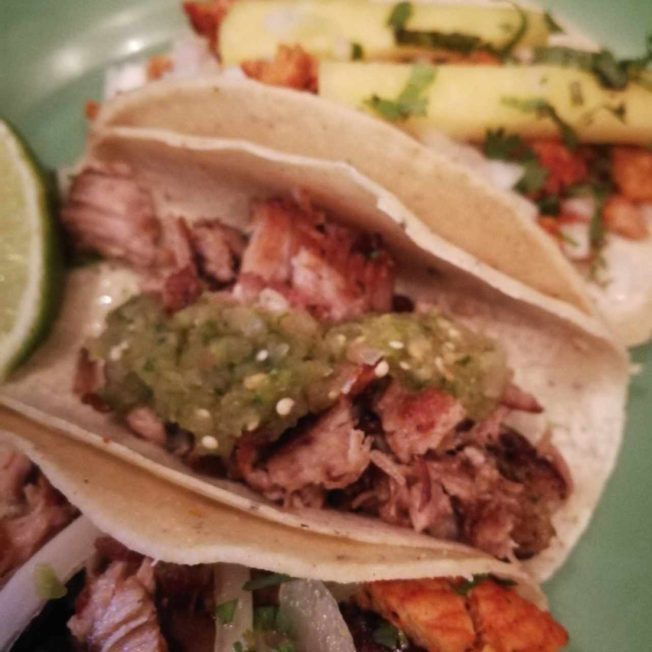 tacos de panza, carnitas y pastor