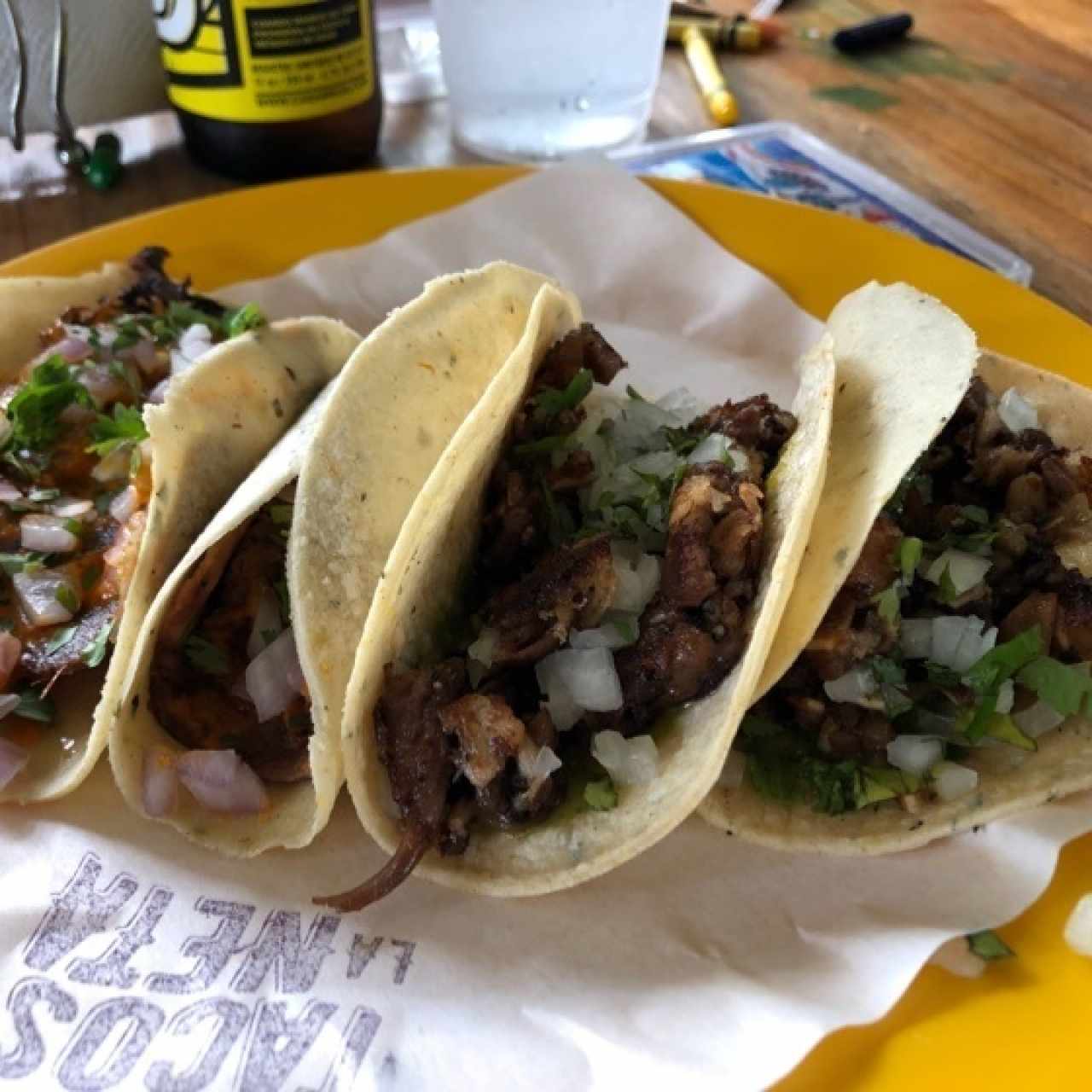 tacos de lengua y tacos de cabeza 