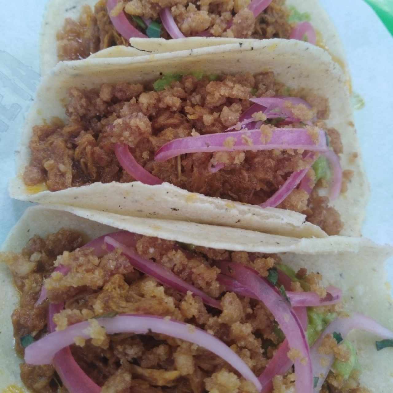 Trío de cochinita Pibil