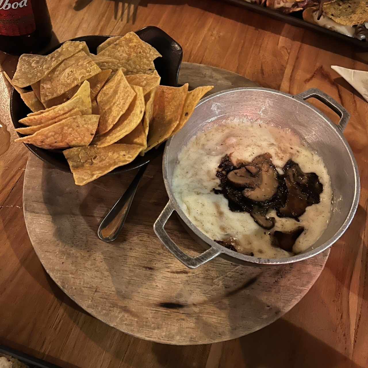 ENTRADAS - Queso Fundido