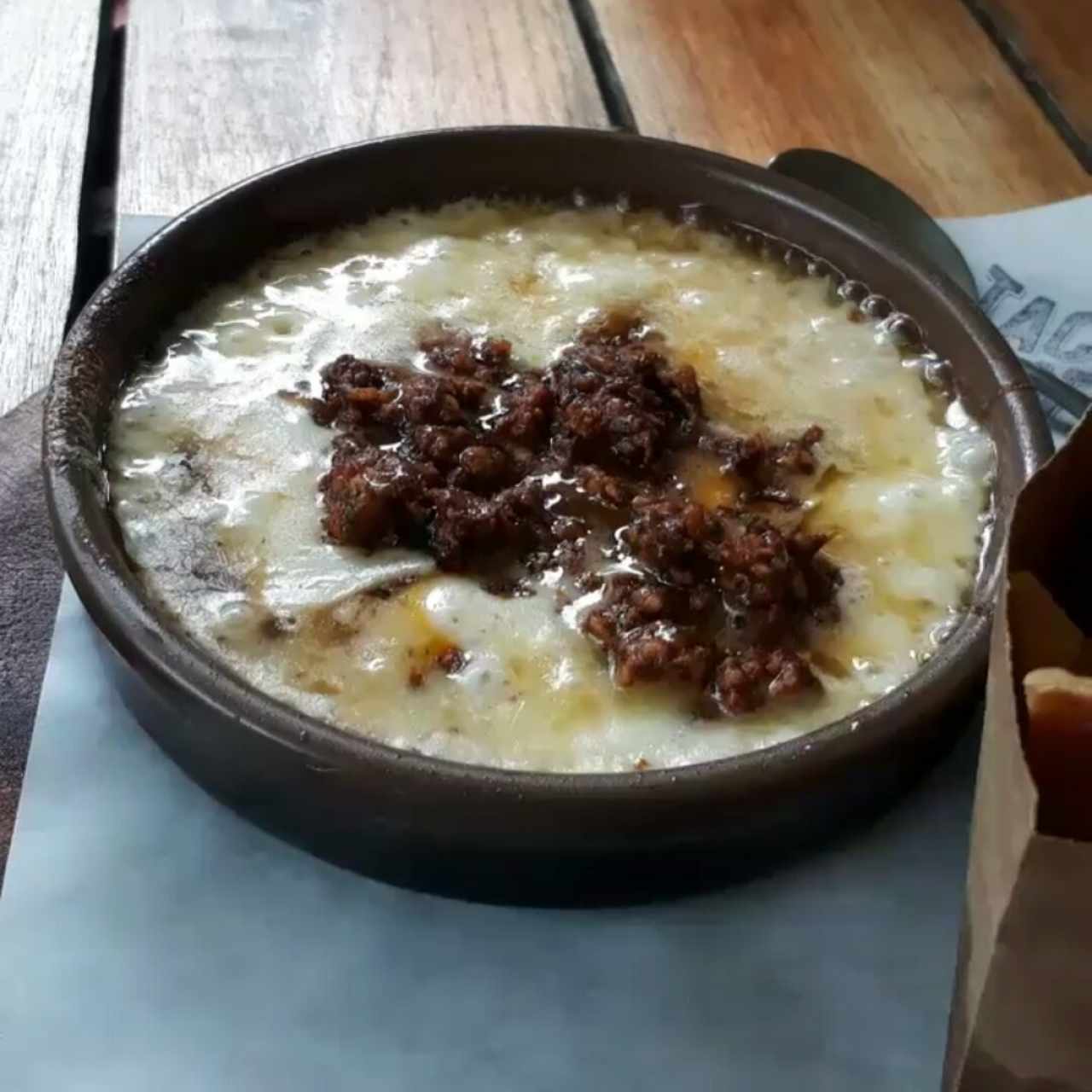 Queso Fundido con chorizo