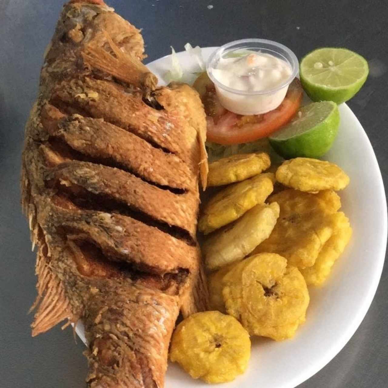 pescado frito!