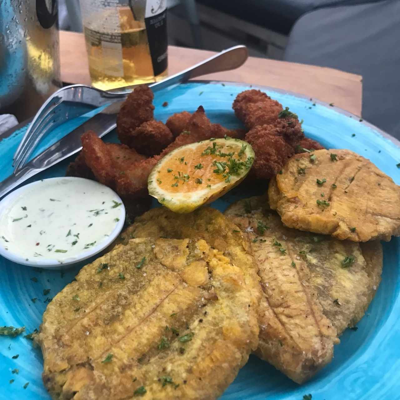 deditos de pollo con patacones