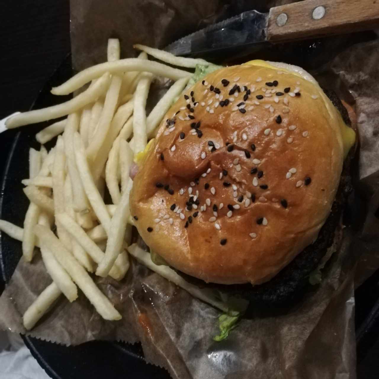 Hamburguesa Clásica 