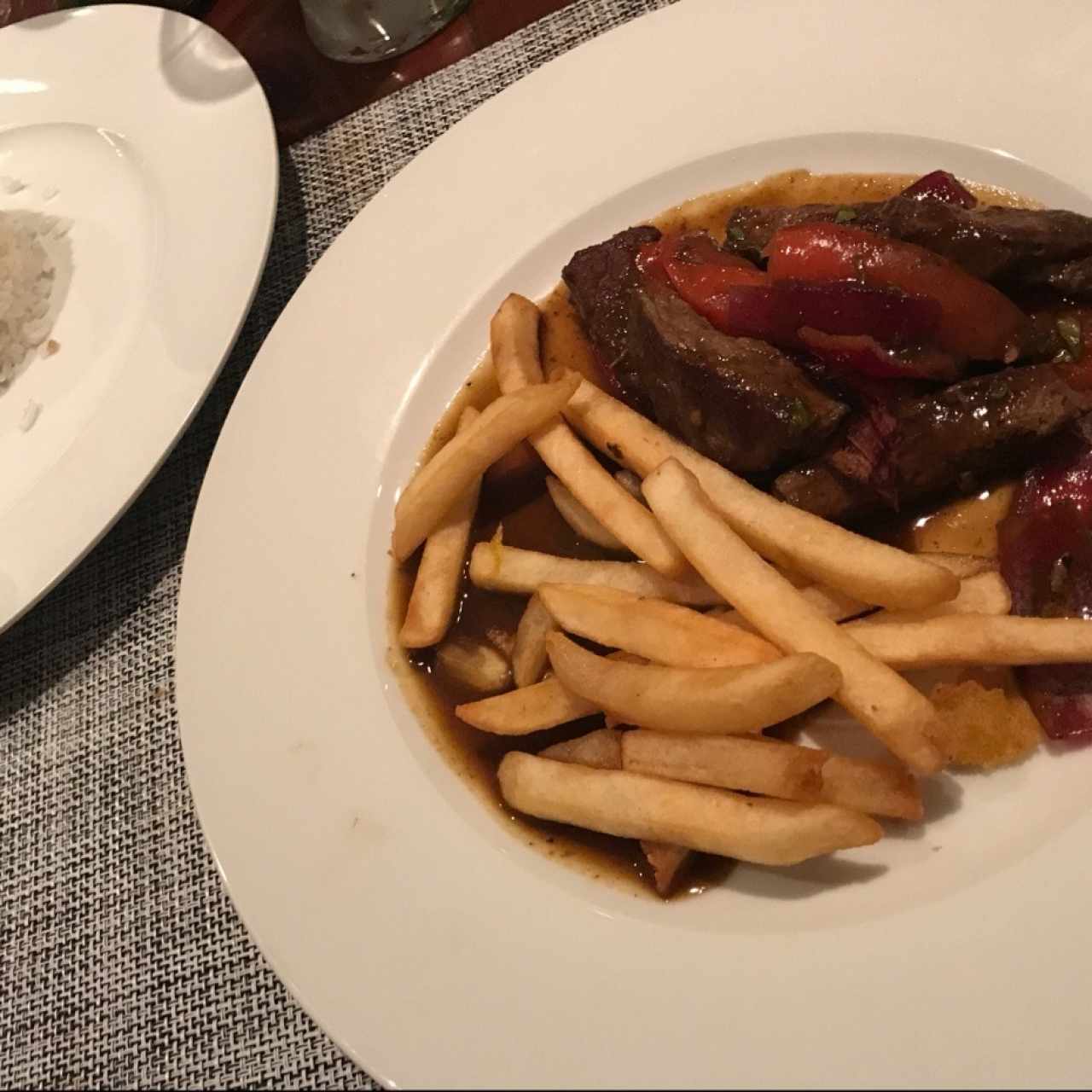 lomo saltado