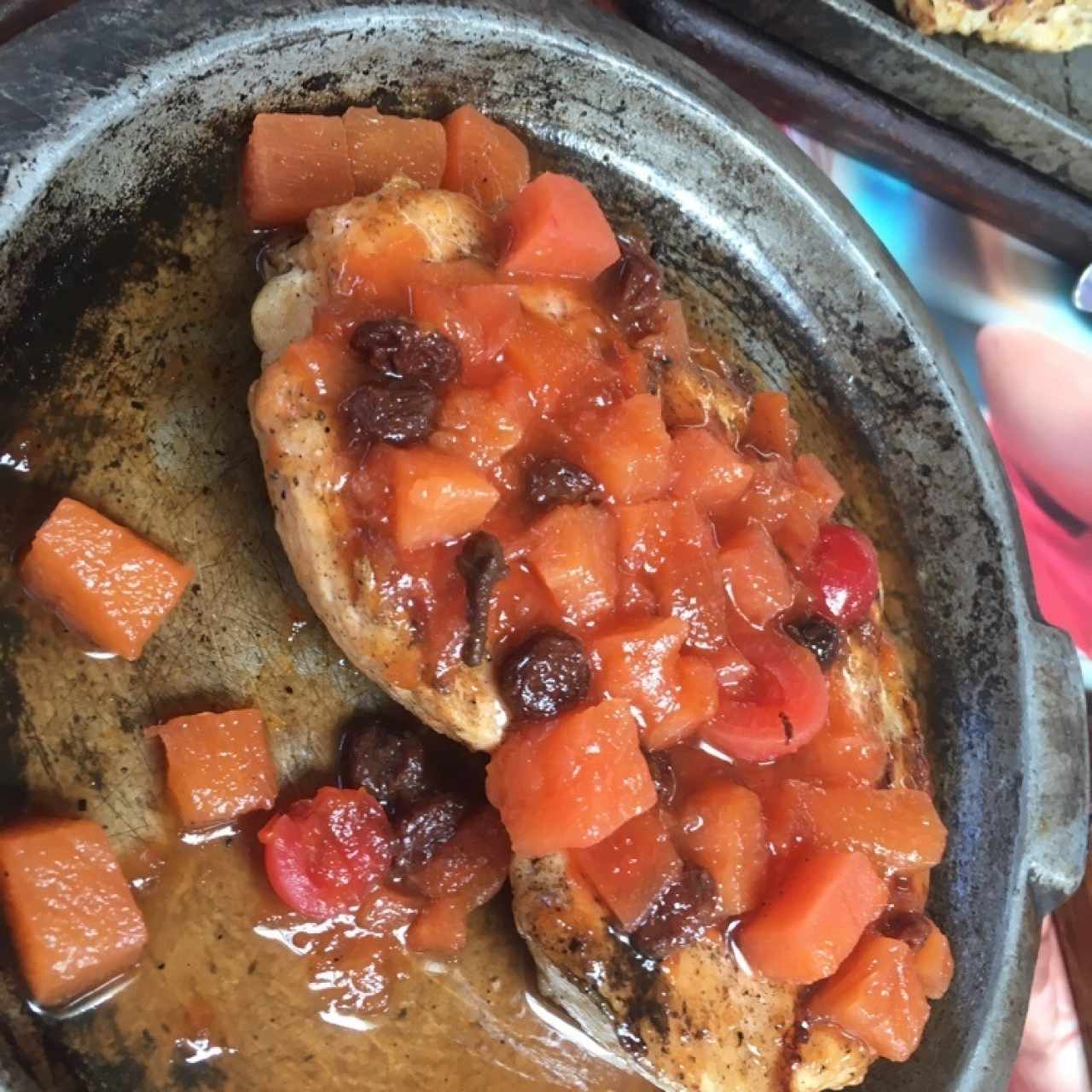 Pollo en salsa de Frutas