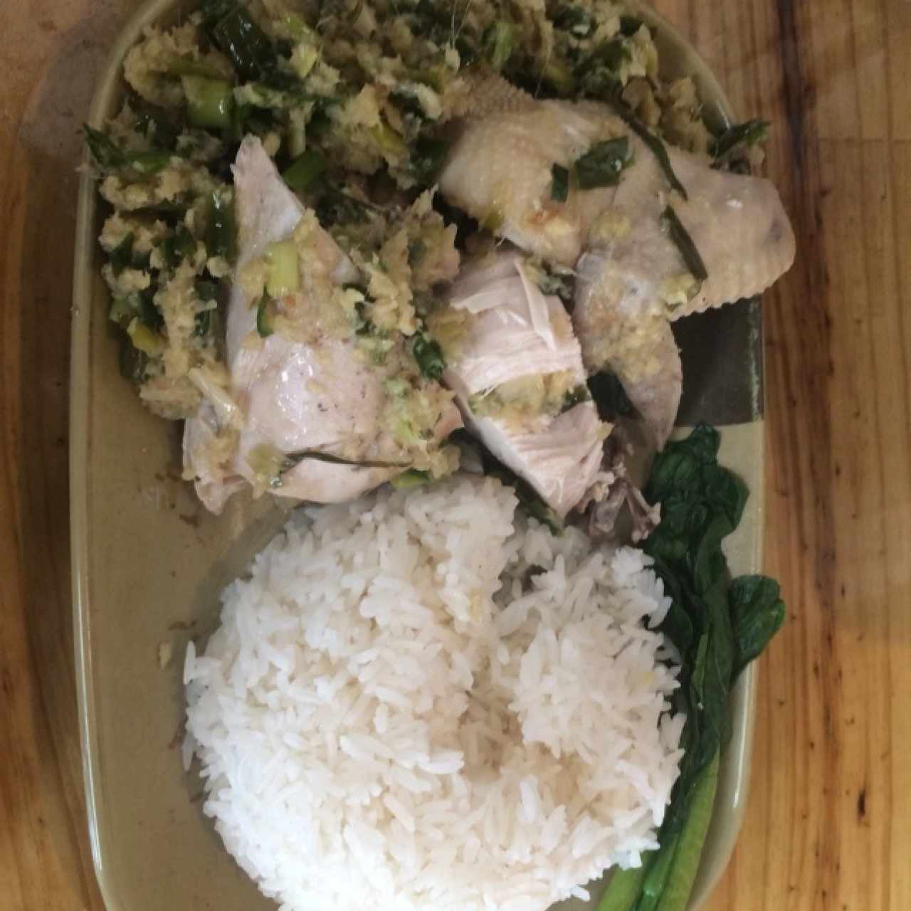 Pollo al vapor con jengibre