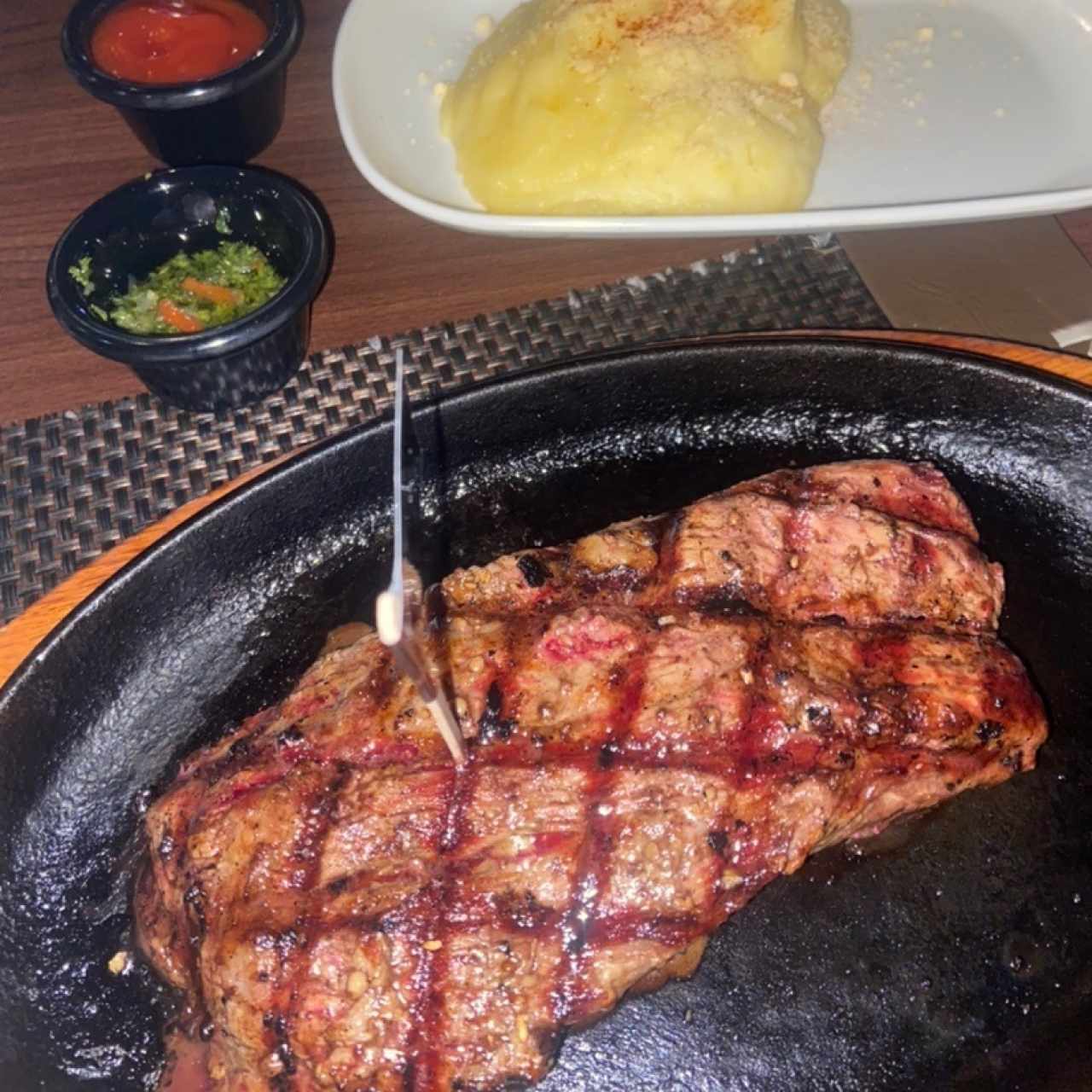 Churrasco con pure 