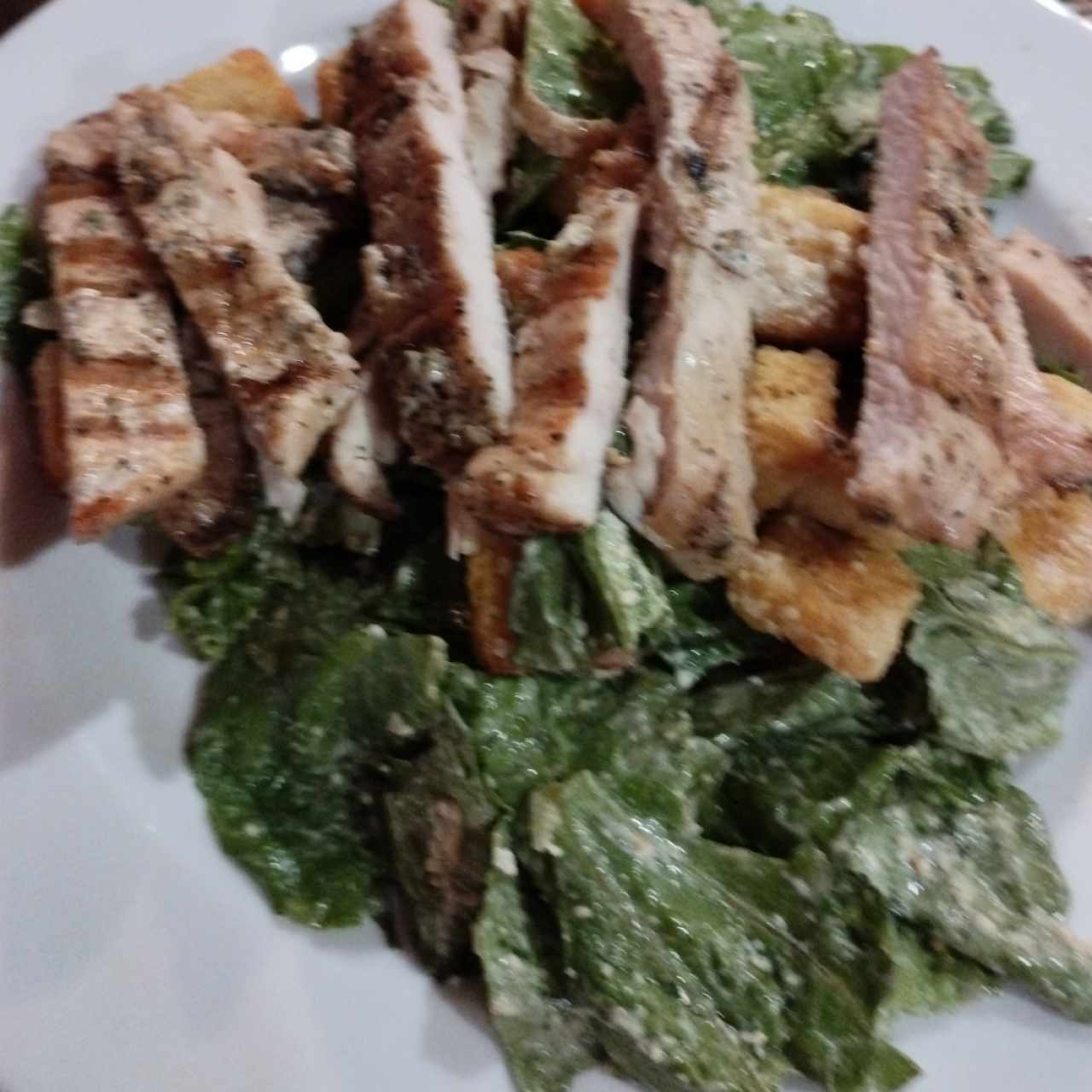 ensalada César de pollo