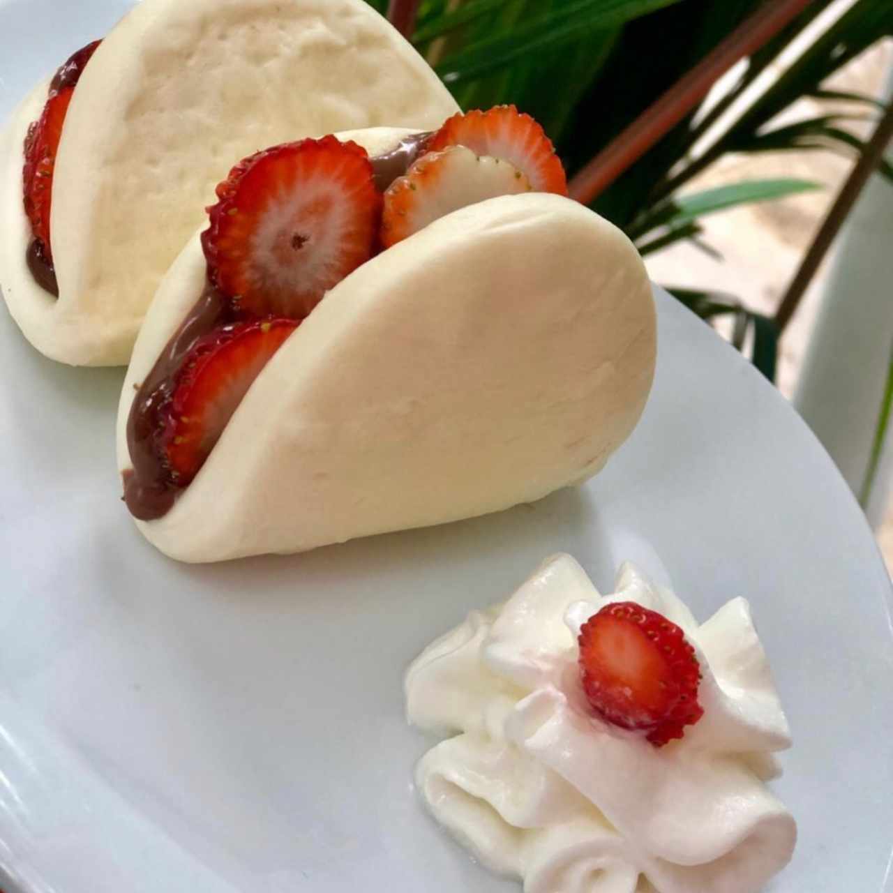 Bao de nutella y fresas.