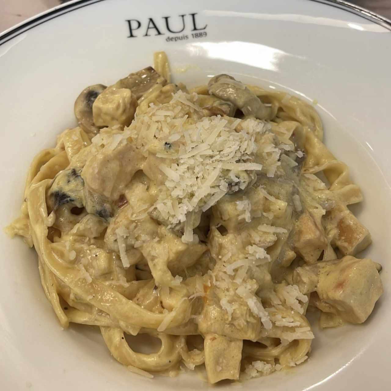 Pasta alfredo