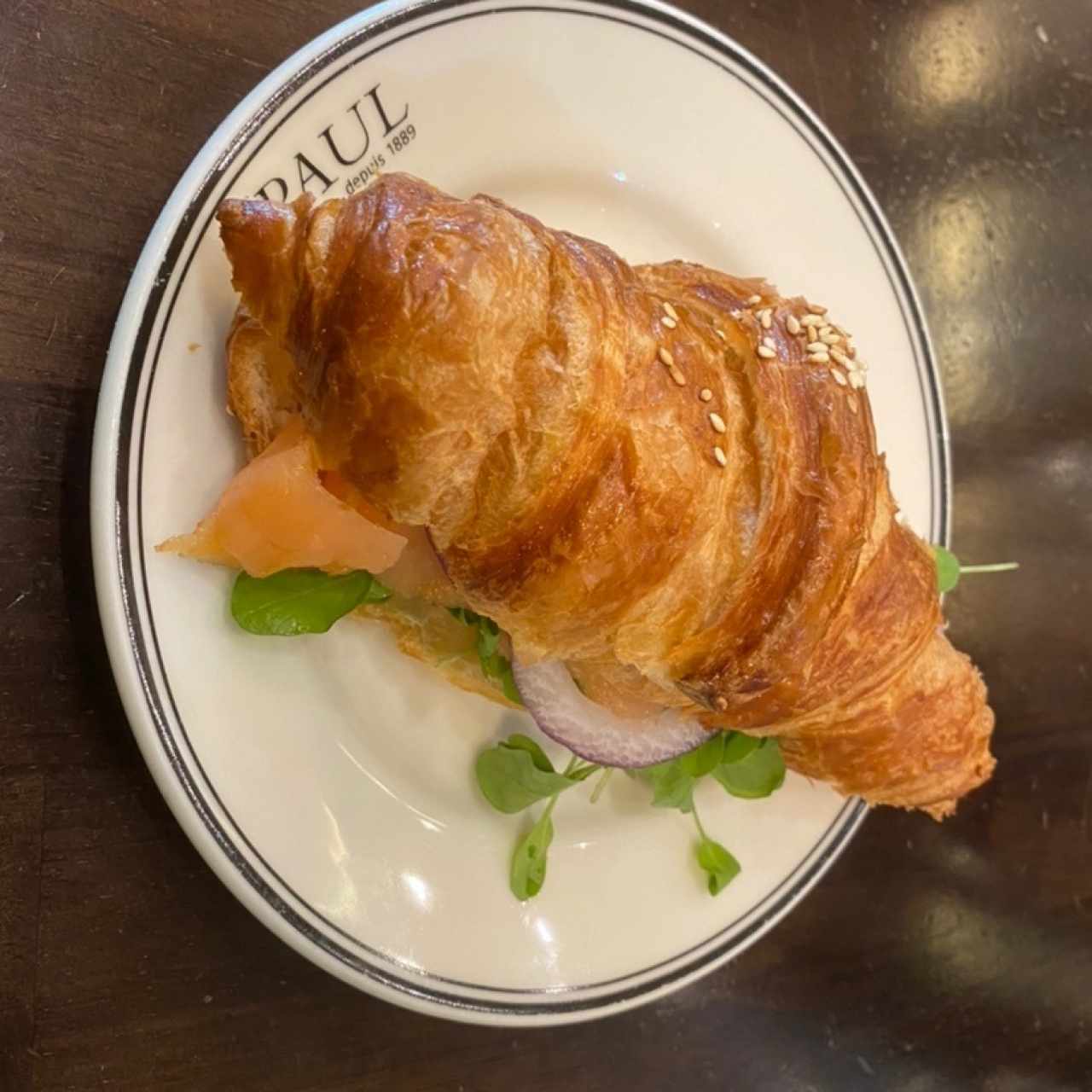 croissant se salmon ahumado