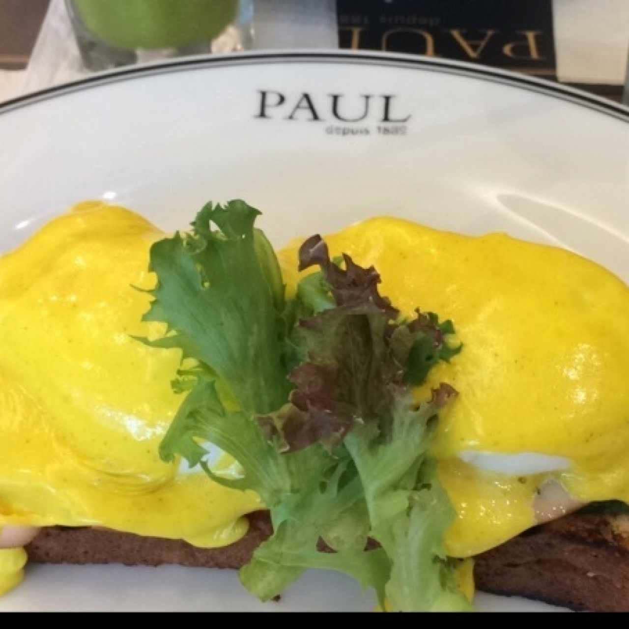 Egg benedict 