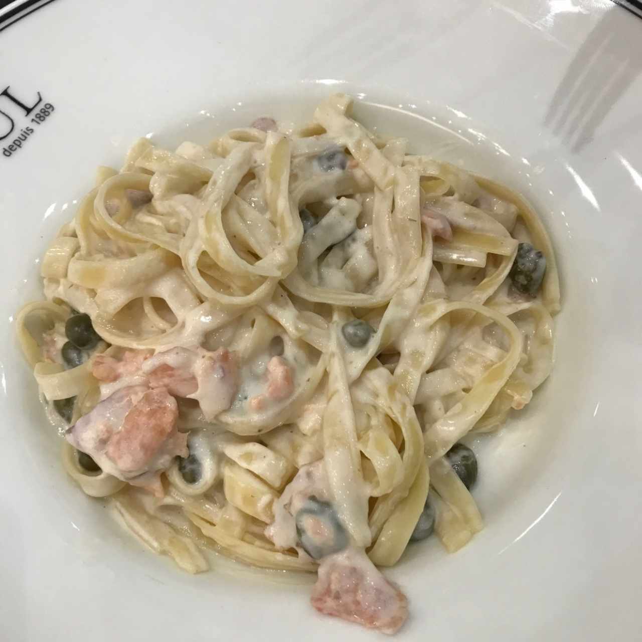 Fetuccini con salmón