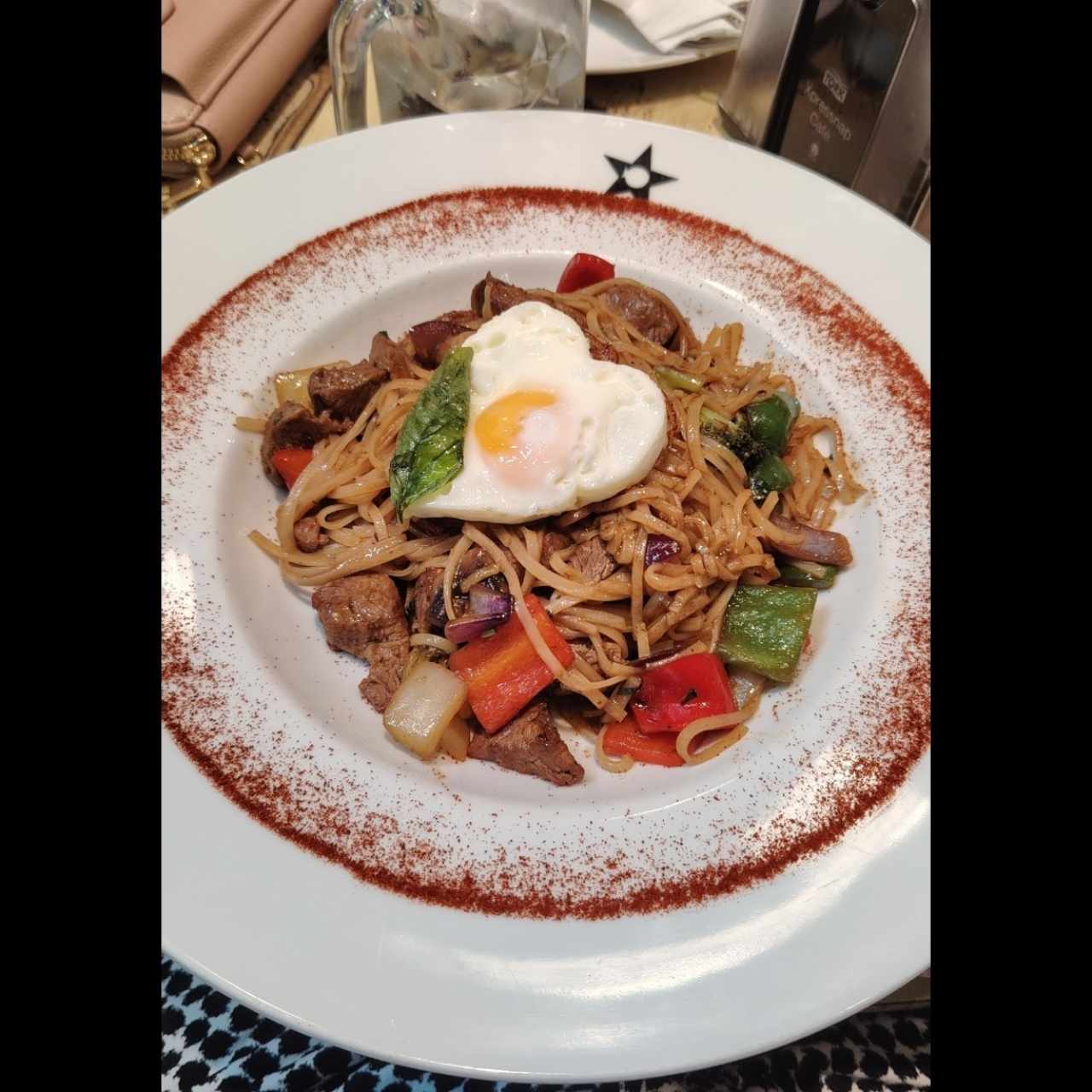 Pad Kee Mao de Carne