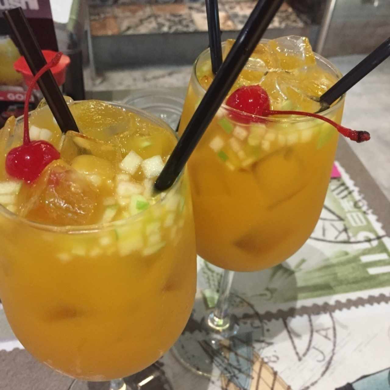 Seductores cocteles - Sangría de mango