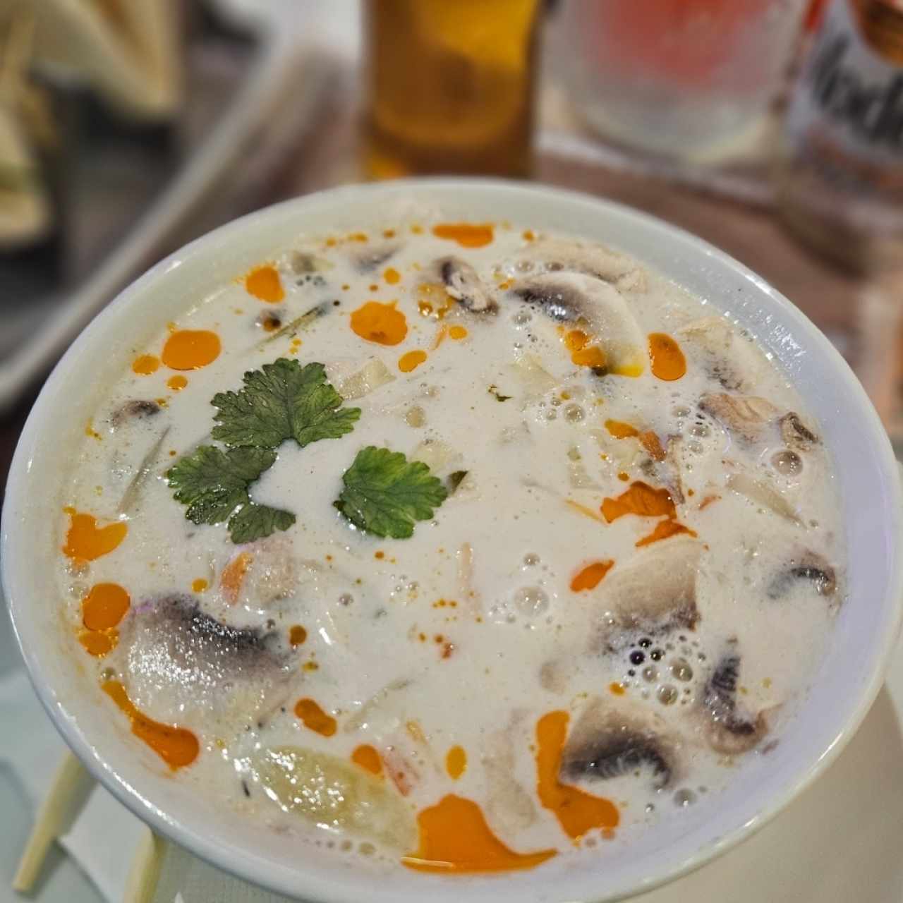 Sagradas Sopas - Tom Kha Gai