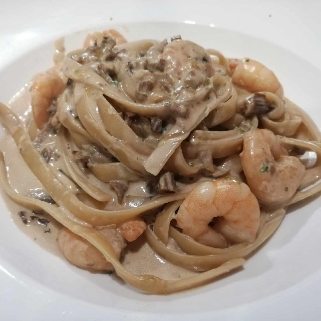 Fettucine Gamberi e Porcini