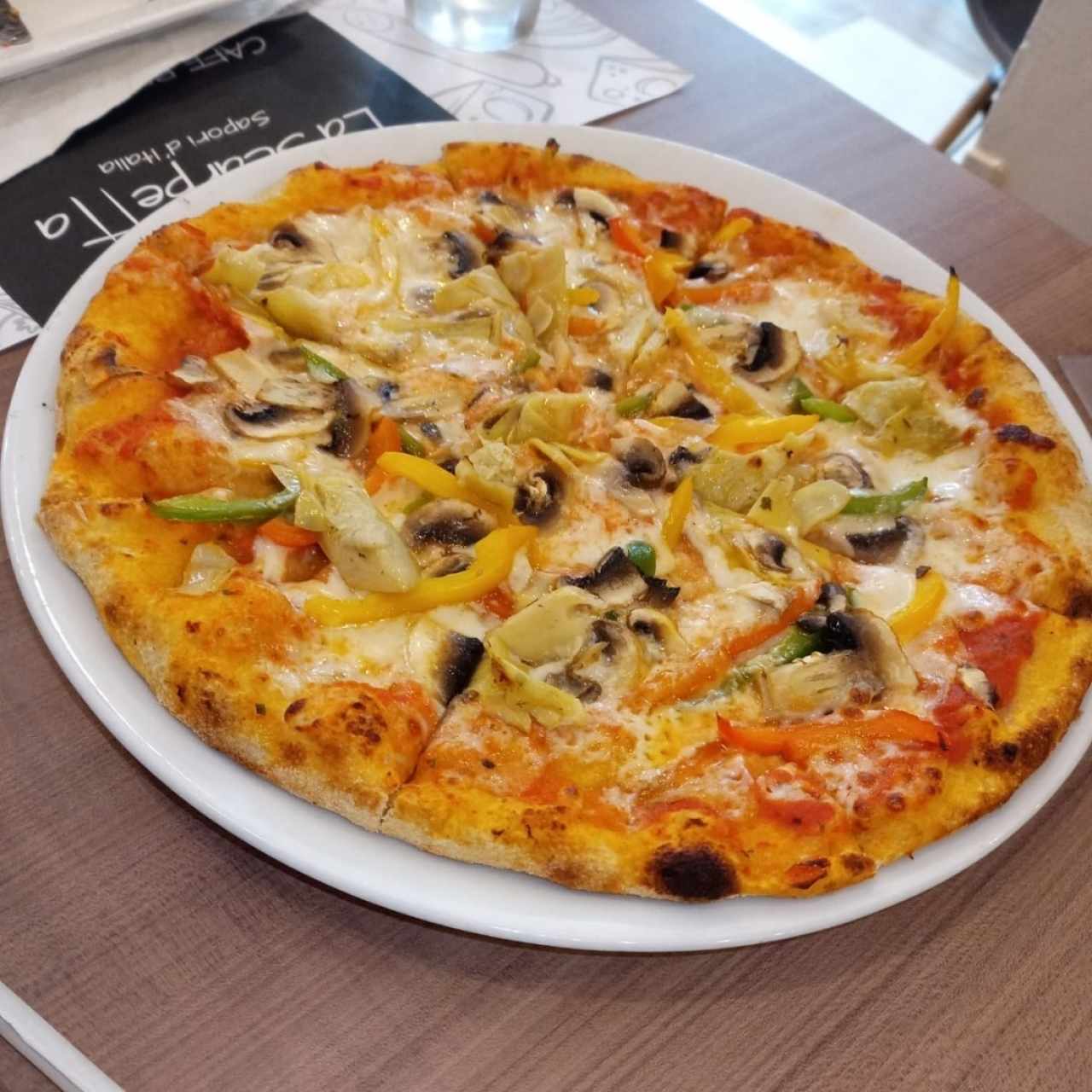 Pizza vegetariana 