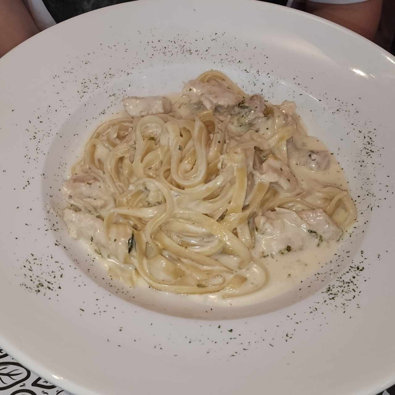 Paste - Fettucinne Alfredo Pollo