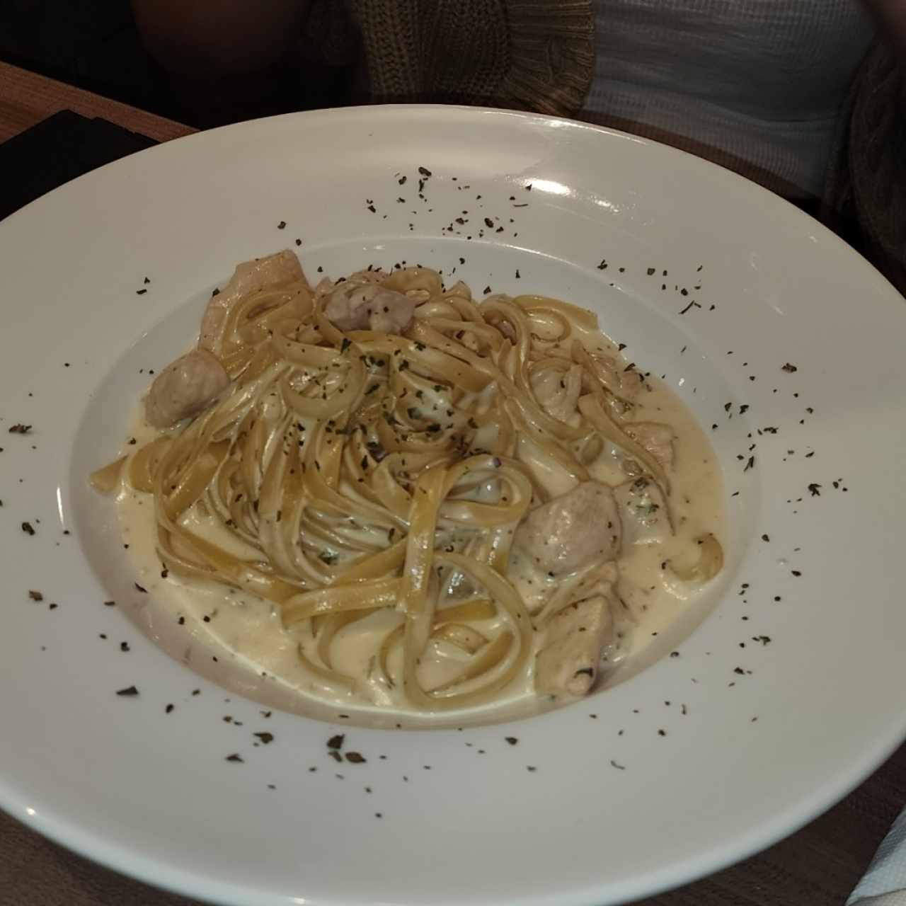 Paste - Fettucinne Alfredo Pollo