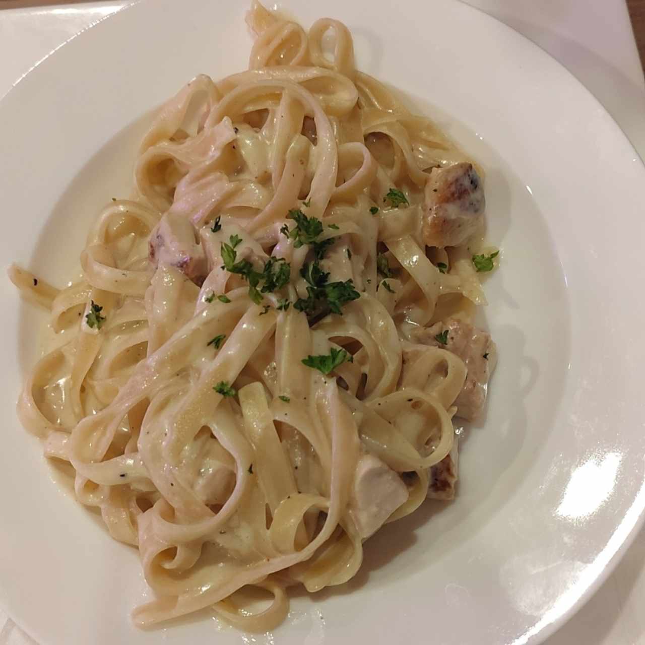 Pasta Alfredo con pollo - para niños