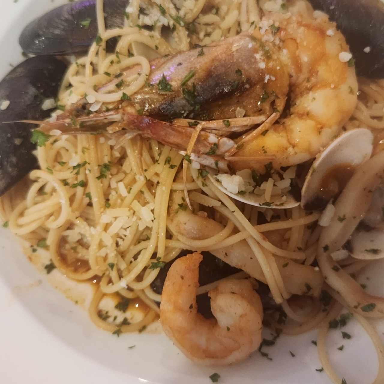 spaguetti allo scoglio 