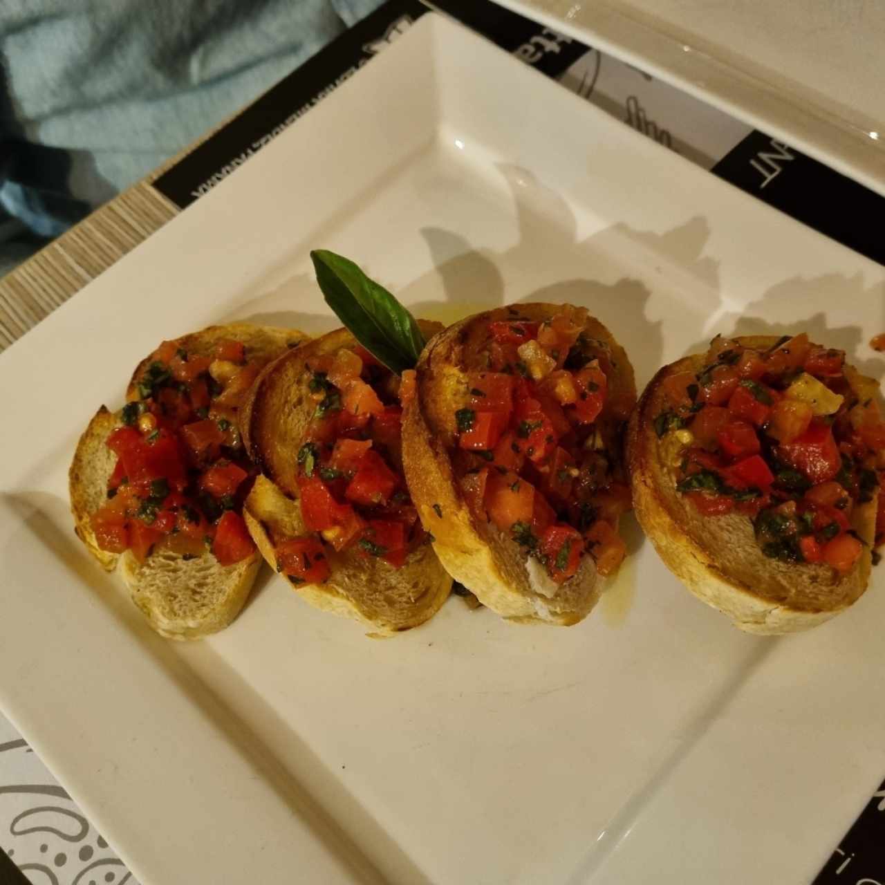 Bruschetta Mediterránea 